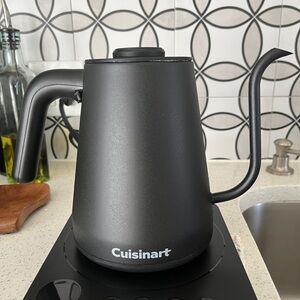 Cuisinart Matte Black Gooseneck Kettle
